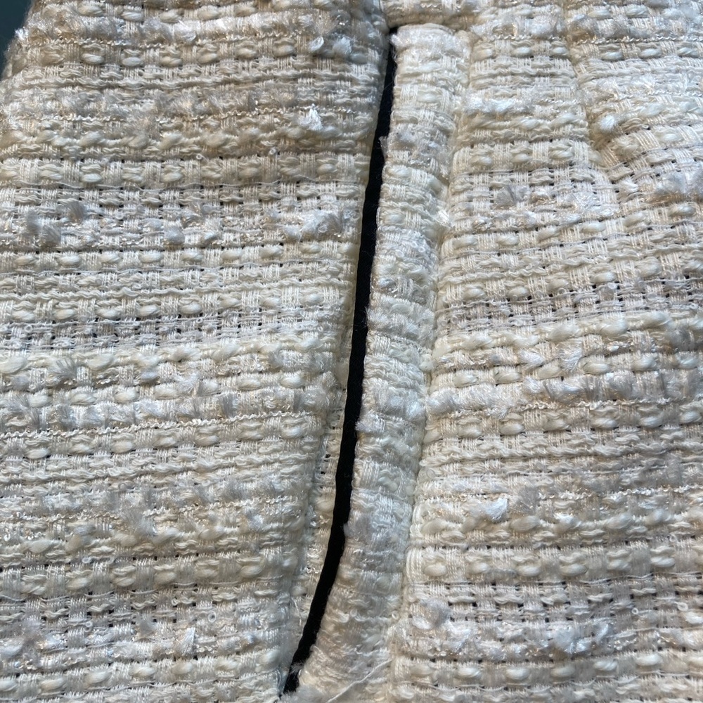 Halogen Cream Textured Pencil Skirt - Picture 9 of 16